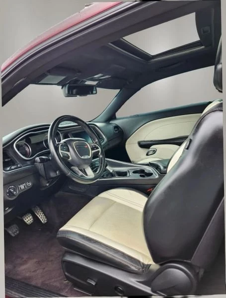 2017 Dodge Challenger 3rd Gen - Image 7 of 19