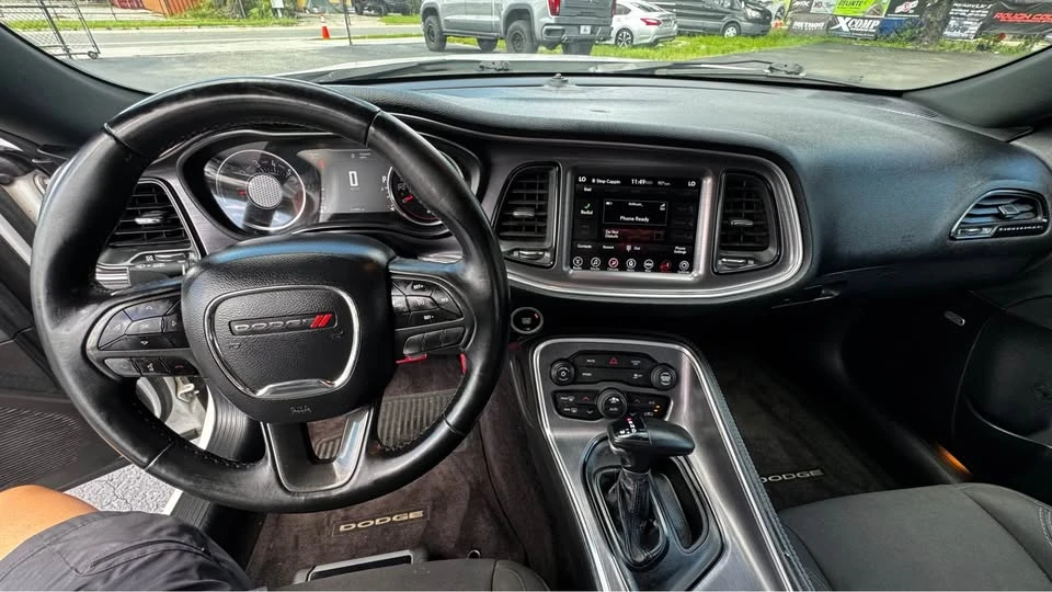 2017 Dodge Challenger 3rd Gen - Image 9 of 13