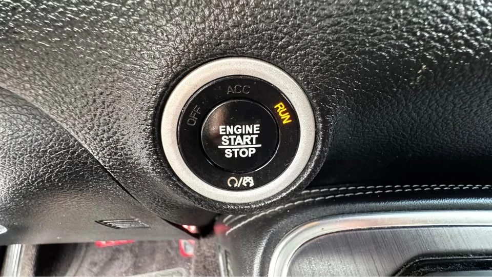 2017 Dodge Challenger 3rd Gen - Image 6 of 13