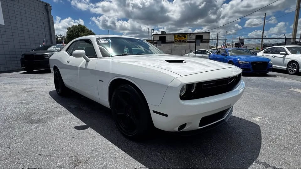 2017 Dodge Challenger 3rd Gen - Image 3 of 13