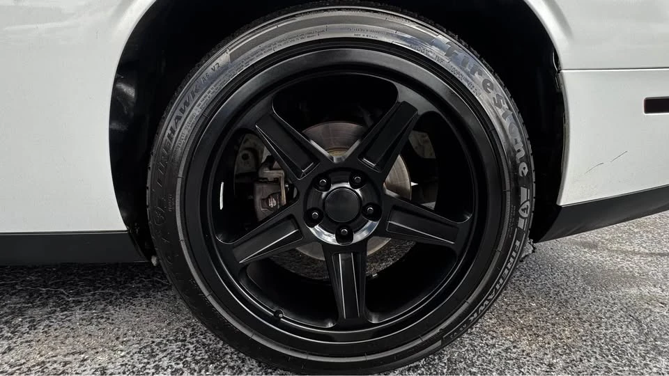 2017 Dodge Challenger 3rd Gen - Image 5 of 13