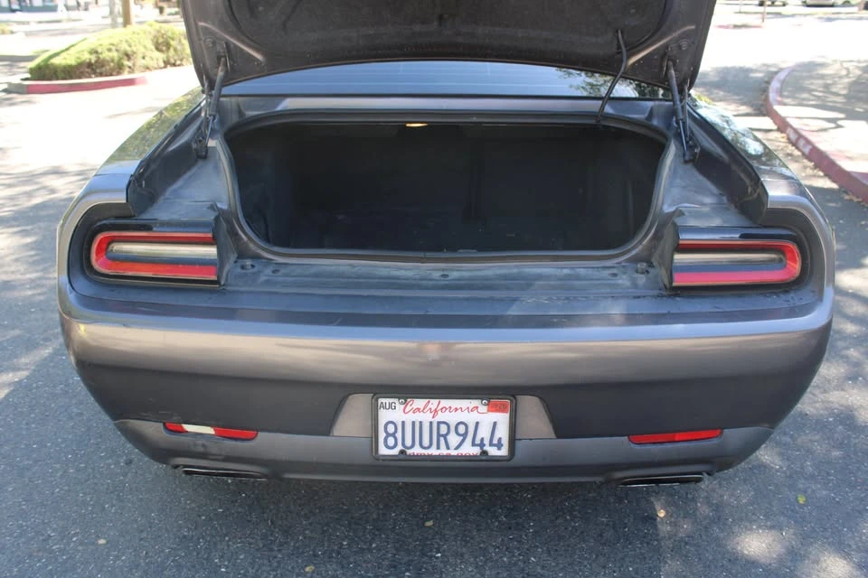 2017 Dodge Challenger 3rd Gen - Image 15 of 20