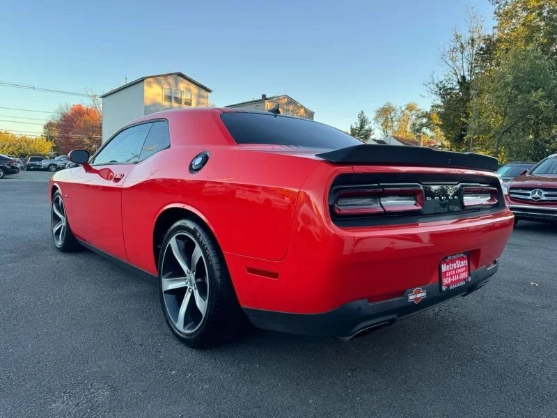 2017 Dodge Challenger 3rd Gen - Image 5 of 12