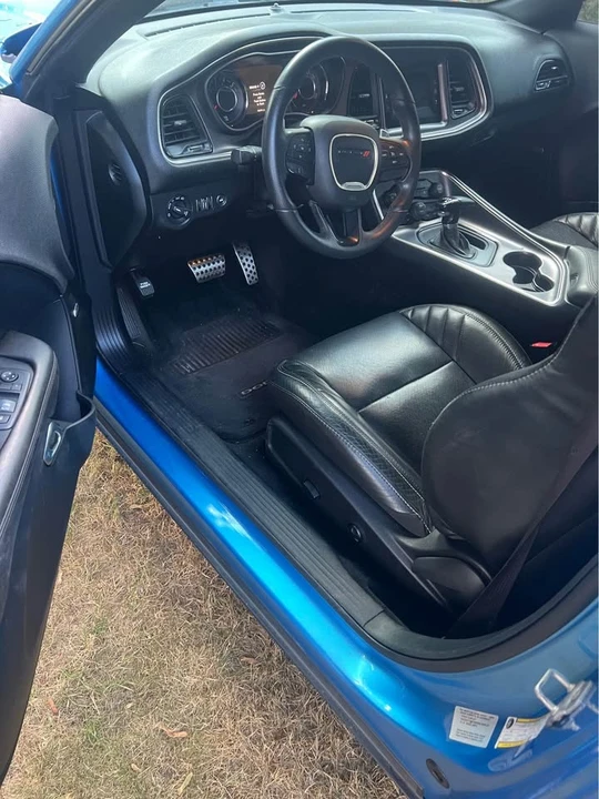 2017 Dodge Challenger 3rd Gen - Image 10 of 12