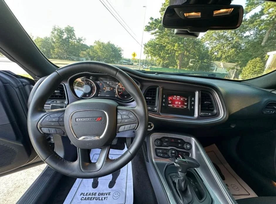 2017 Dodge Challenger 3rd Gen - Image 5 of 6