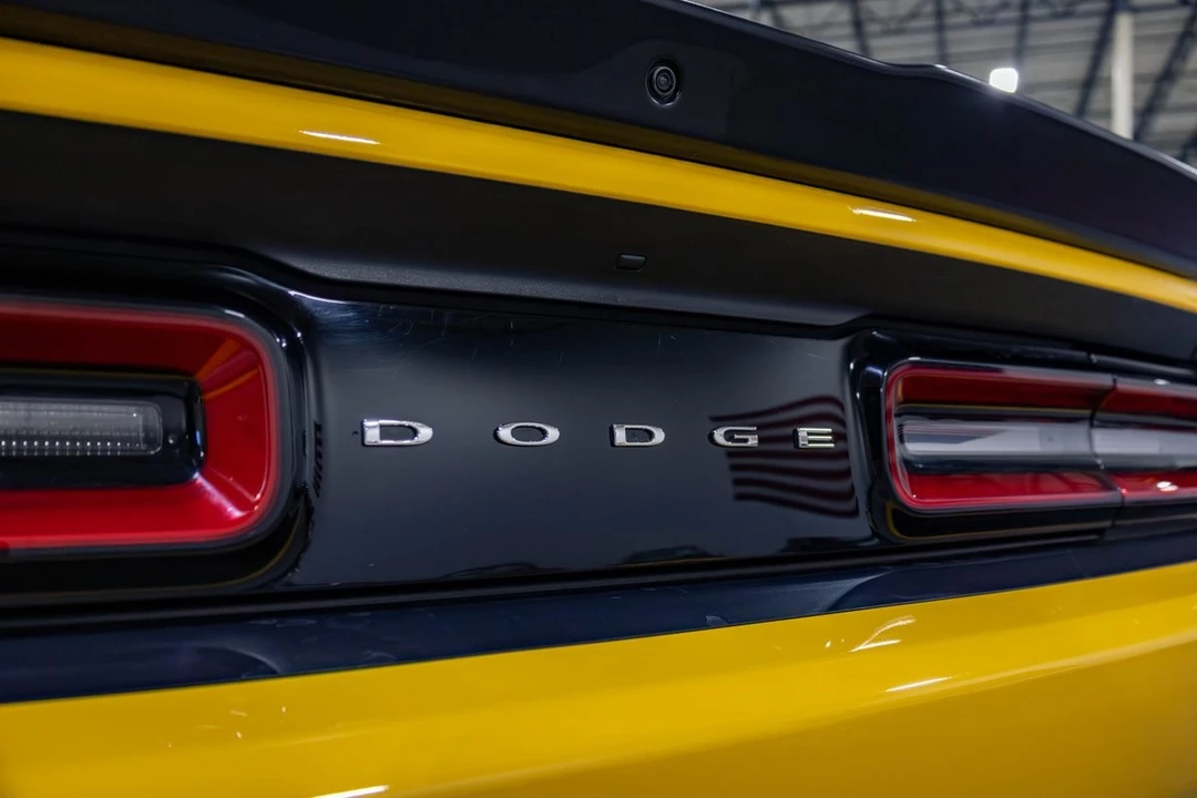 2017 Dodge Challenger SRT8 & 392 3rd Gen - Image 24 of 31
