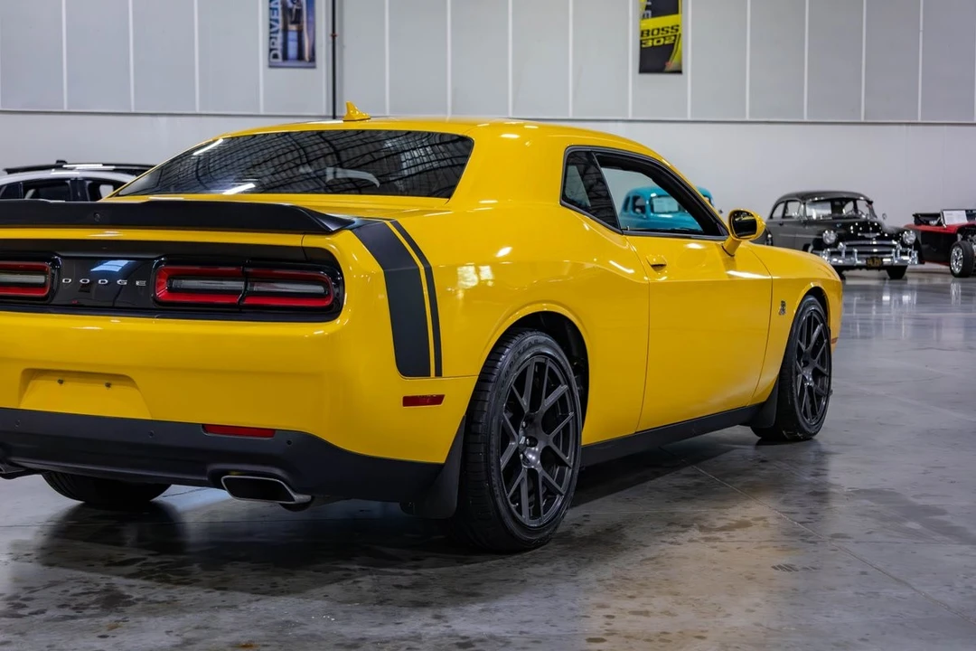 2017 Dodge Challenger SRT8 & 392 3rd Gen - Image 27 of 31
