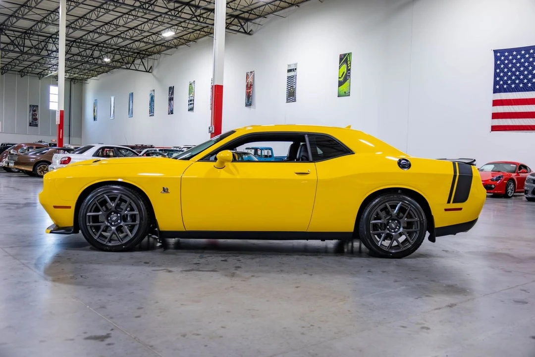 2017 Dodge Challenger SRT8 & 392 3rd Gen - Image 3 of 31
