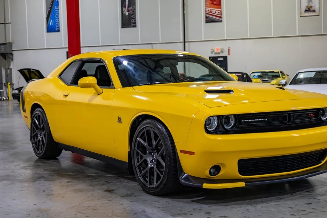 2017 Dodge Challenger SRT8 & 392 3rd Gen - Image 28 of 31