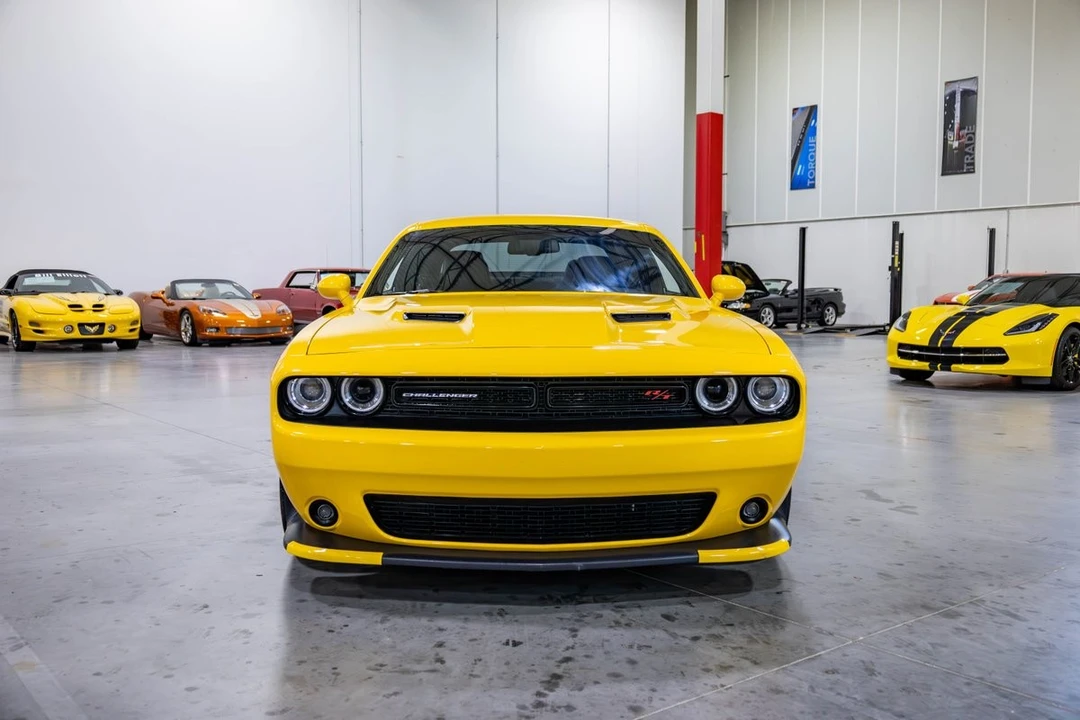 2017 Dodge Challenger SRT8 & 392 3rd Gen - Image 9 of 31