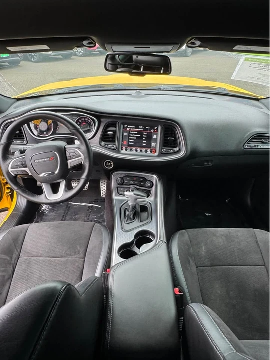 2017 Dodge Challenger SRT8 & 392 3rd Gen - Image 15 of 18