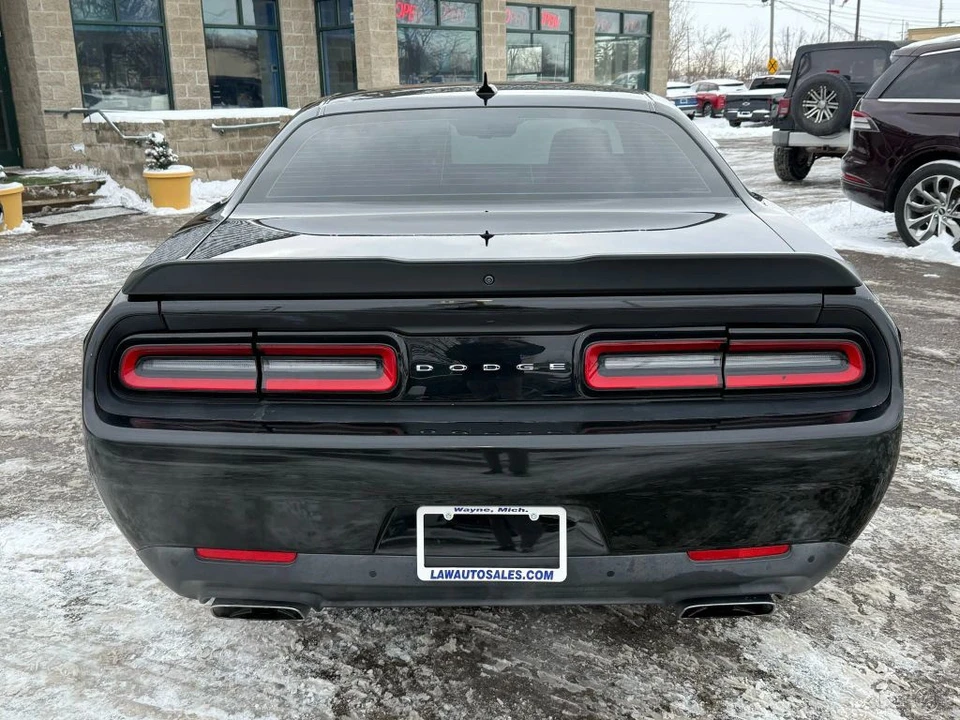 2017 Dodge Challenger SRT8 & 392 3rd Gen - Image 6 of 12