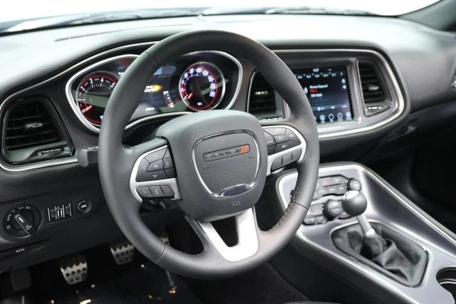 2017 Dodge Challenger SRT8 & 392 3rd Gen - Image 24 of 31