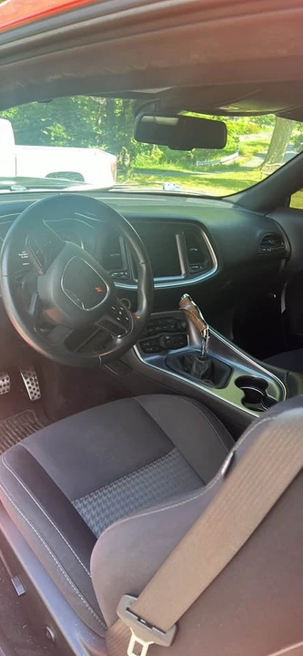 2017 Dodge Challenger SRT8 & 392 3rd Gen - Image 5 of 6