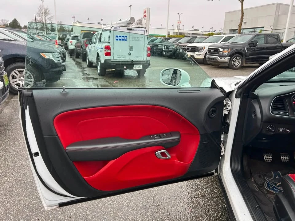 2017 Dodge Challenger 3rd Gen - Image 13 of 17