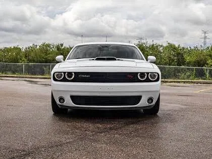 2017 Dodge Challenger R/T Shaker