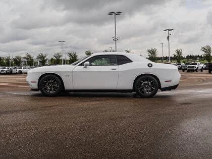 2017 Dodge Challenger 3rd Gen - Image 4 of 10