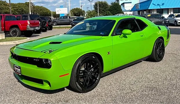 2017 Dodge Challenger R/T Shaker Coupe 2D