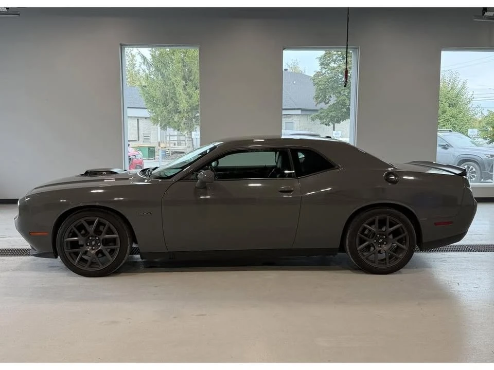 2017 Dodge Challenger 3rd Gen - Image 3 of 10