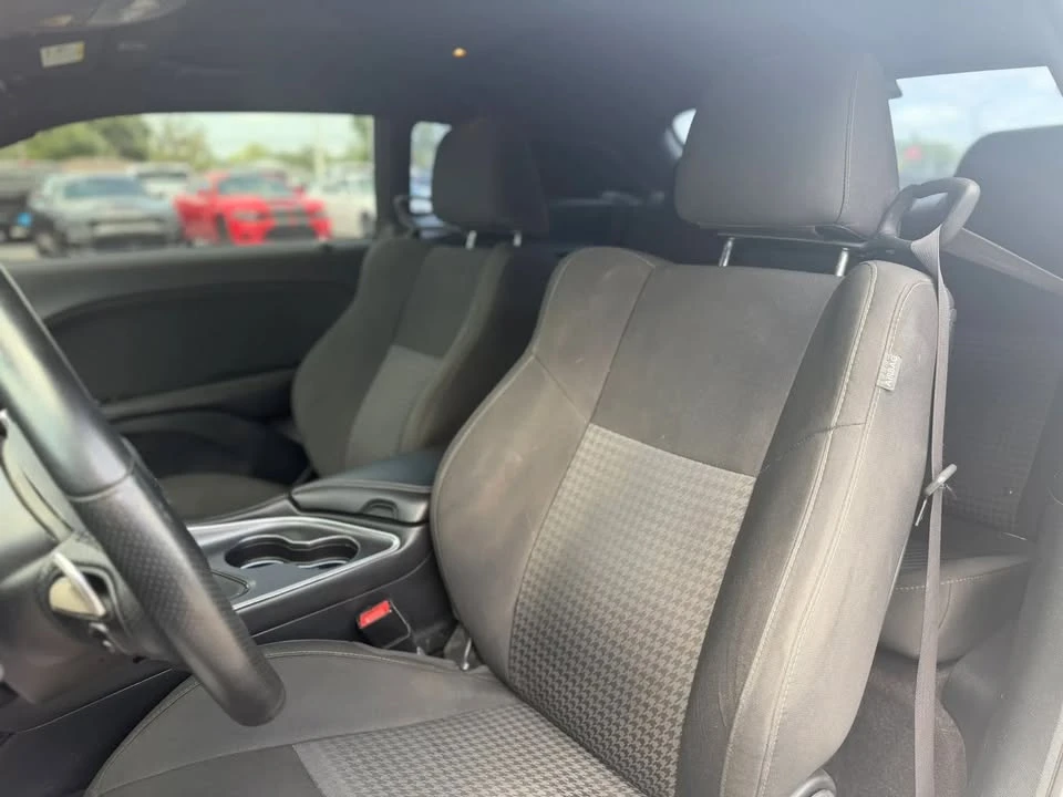2017 Dodge Challenger 3rd Gen - Image 15 of 20