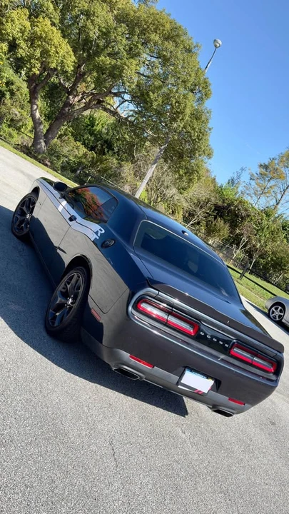 2017 Dodge Challenger 3rd Gen - Image 4 of 19