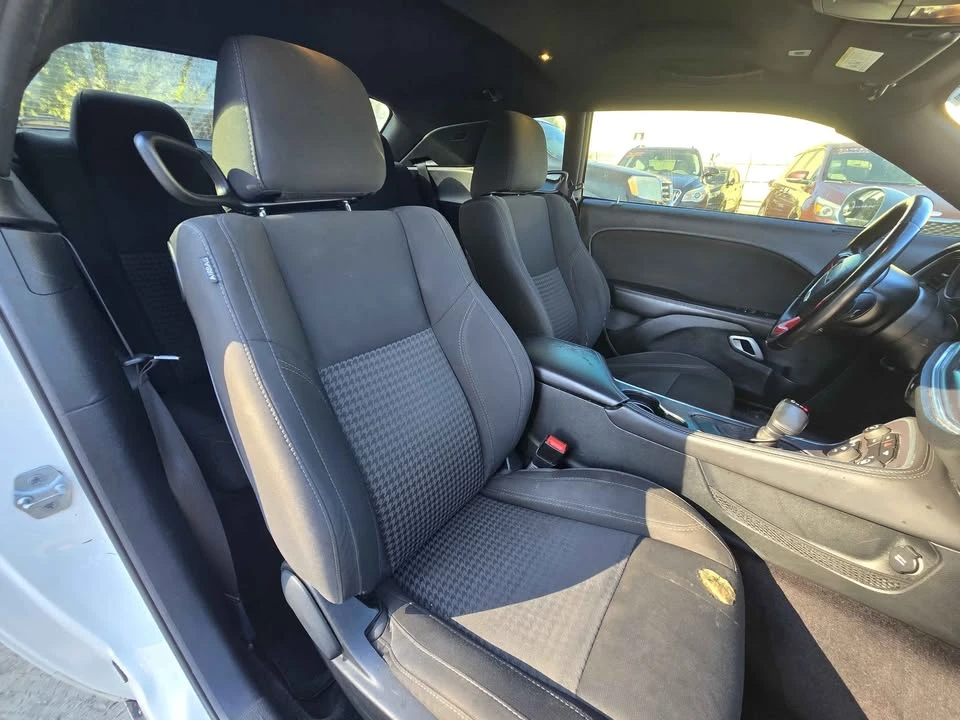 2017 Dodge Challenger 3rd Gen - Image 10 of 13
