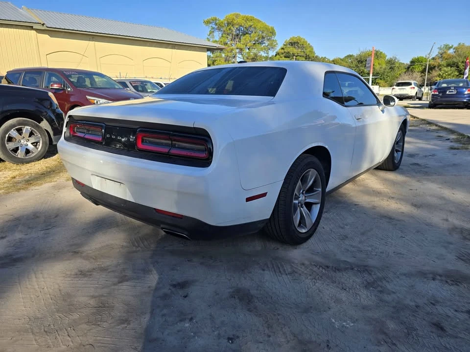 2017 Dodge Challenger 3rd Gen - Image 4 of 13