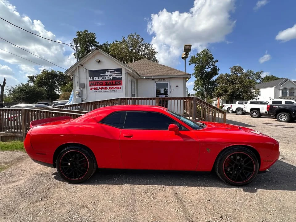 2017 Dodge Challenger 3rd Gen - Image 2 of 9