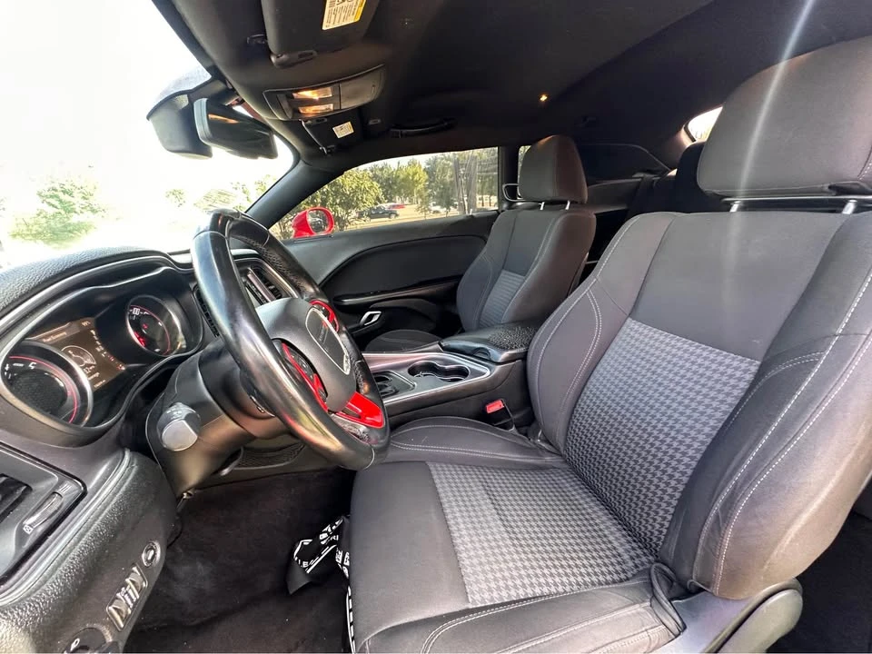 2017 Dodge Challenger 3rd Gen - Image 8 of 9