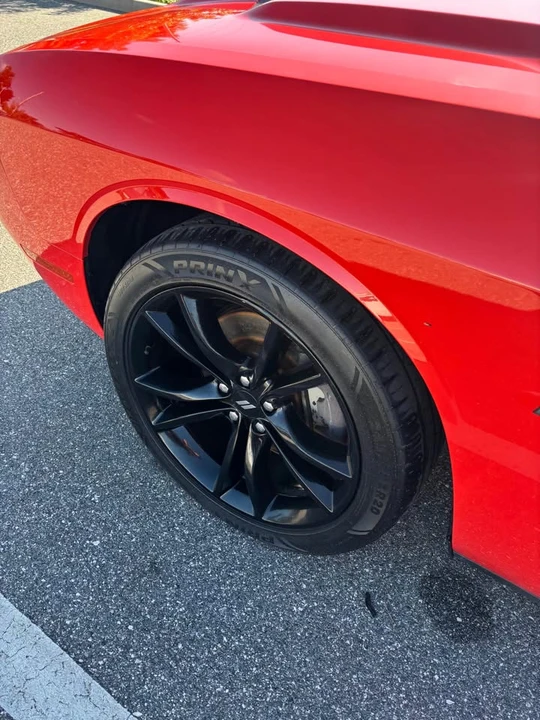 2017 Dodge Challenger 3rd Gen - Image 9 of 10