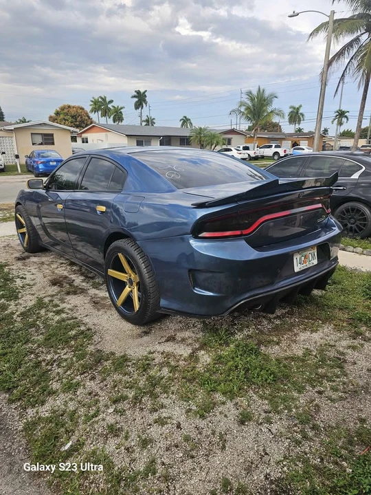 2017 Dodge Challenger 3rd Gen - Image 3 of 18