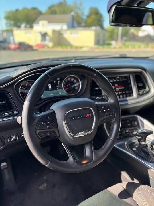 2017 Dodge Challenger 3rd Gen - Image 8 of 14