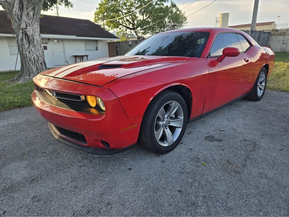 2017 Dodge Challenger 3rd Gen - Image 9 of 11