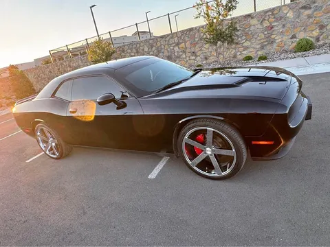 2017 Dodge Challenger SE Coupe 2D