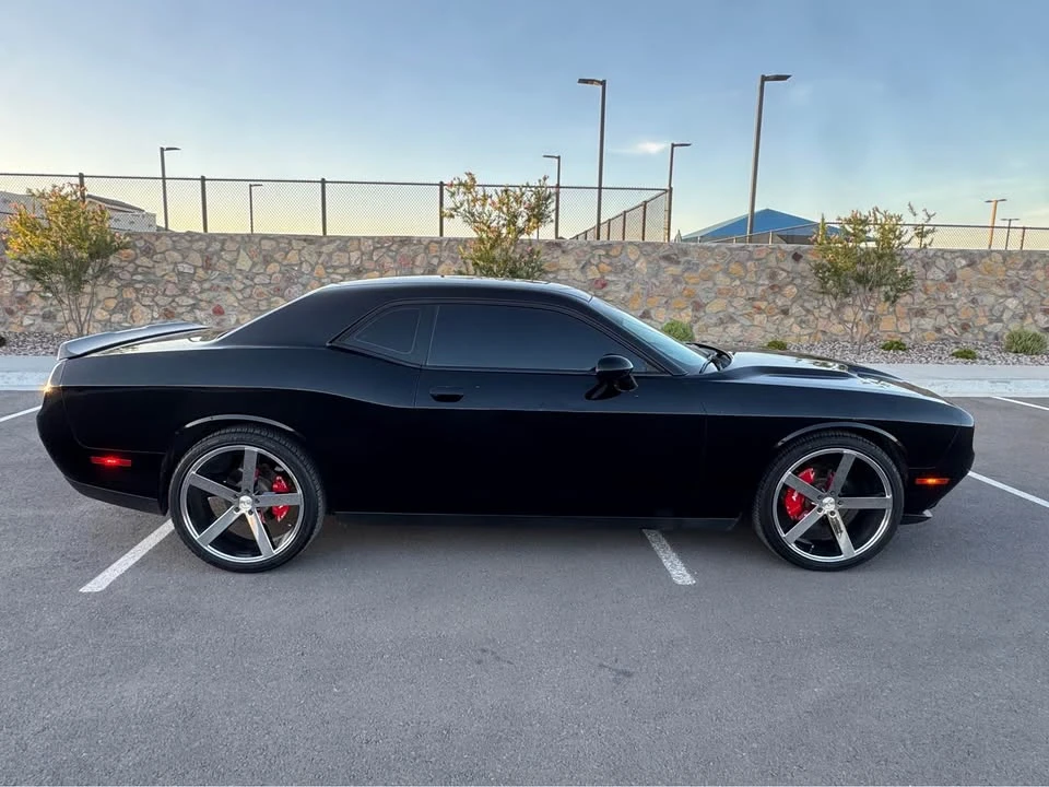 2017 Dodge Challenger 3rd Gen - Image 4 of 8