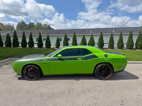 2017 Dodge Challenger SRT 392 Coupe 2D