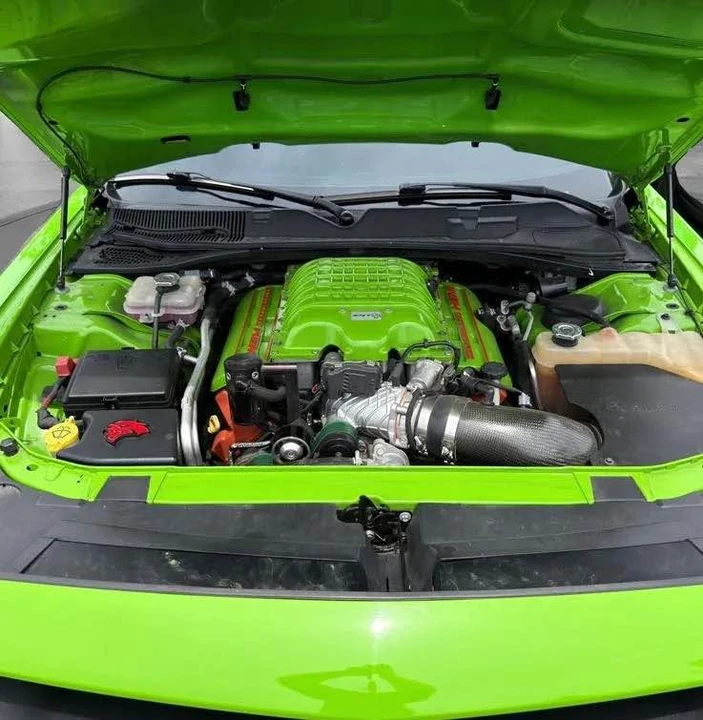 2017 Dodge Challenger SRT Hellcat 3rd Gen - Image 8 of 19
