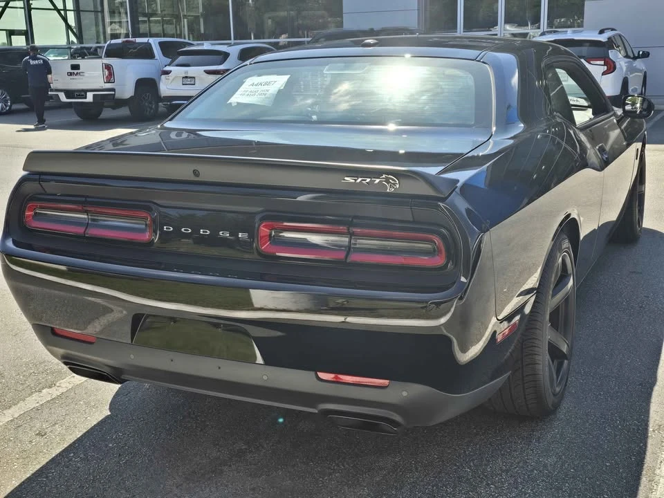2017 Dodge Challenger SRT Hellcat 3rd Gen - Image 12 of 13