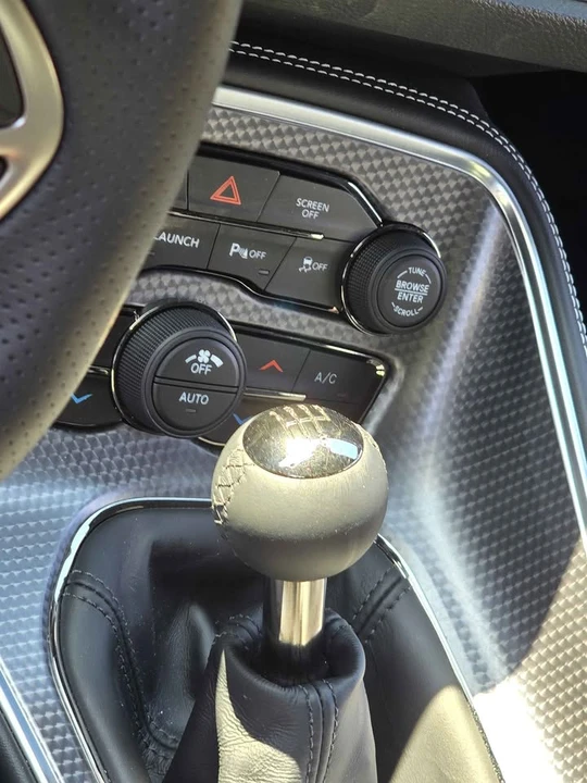 2017 Dodge Challenger SRT Hellcat 3rd Gen - Image 4 of 13