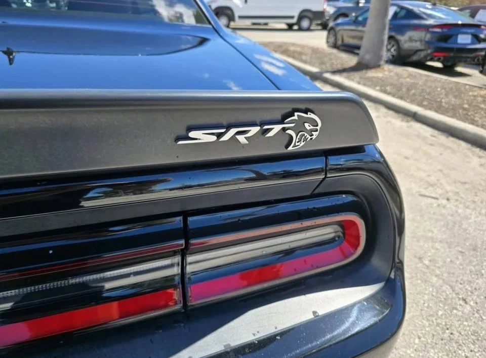 2017 Dodge Challenger SRT Hellcat 3rd Gen - Image 6 of 12