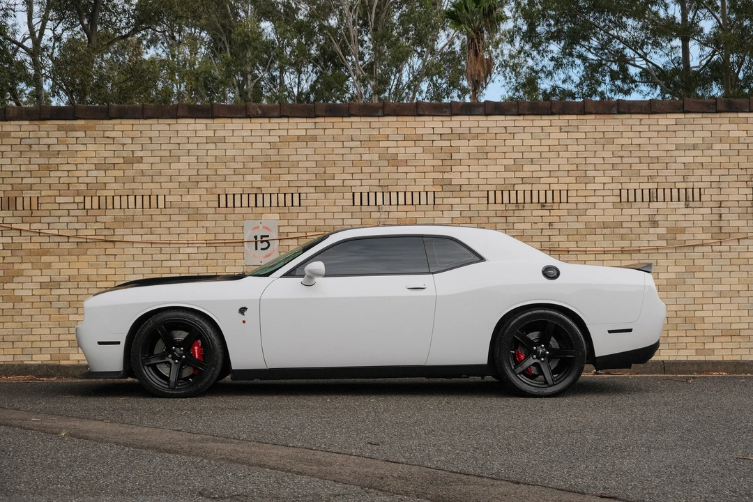 2017 Dodge Challenger SRT Hellcat 3rd Gen - Image 4 of 31