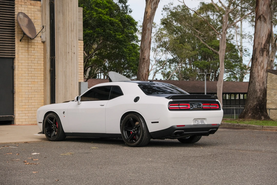 2017 Dodge Challenger SRT Hellcat 3rd Gen - Image 5 of 31