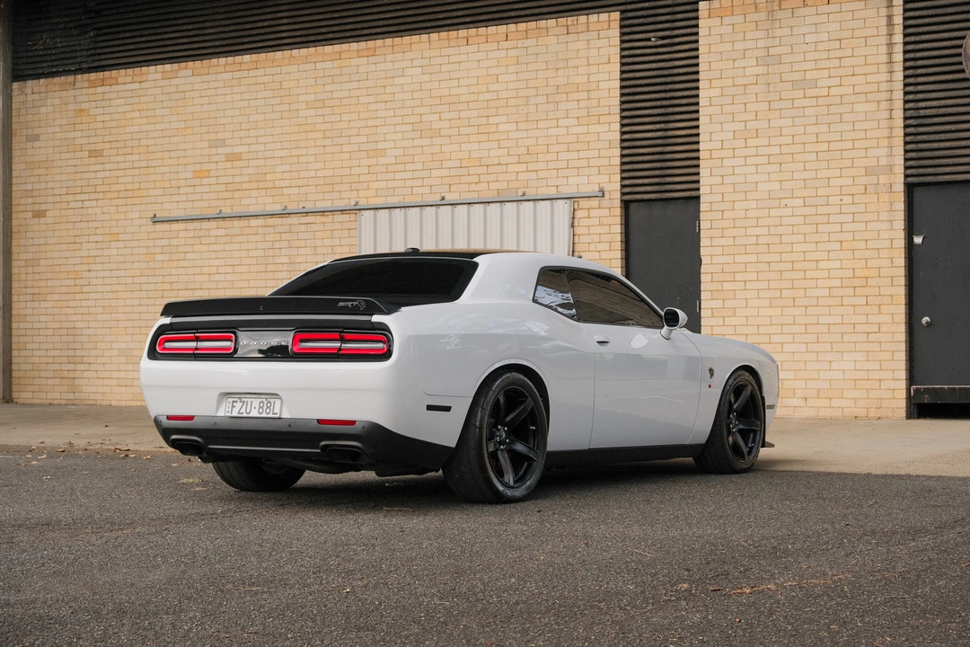 2017 Dodge Challenger SRT Hellcat 3rd Gen - Image 7 of 31