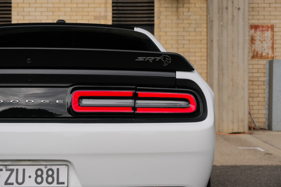 2017 Dodge Challenger SRT Hellcat 3rd Gen - Image 18 of 31