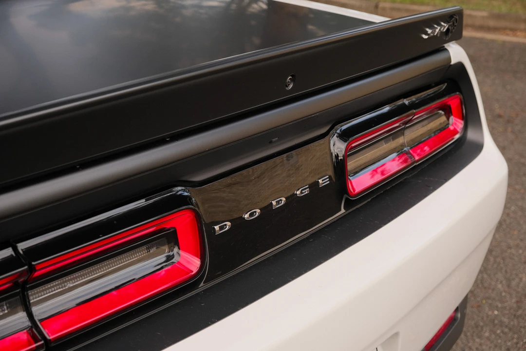 2017 Dodge Challenger SRT Hellcat 3rd Gen - Image 20 of 31