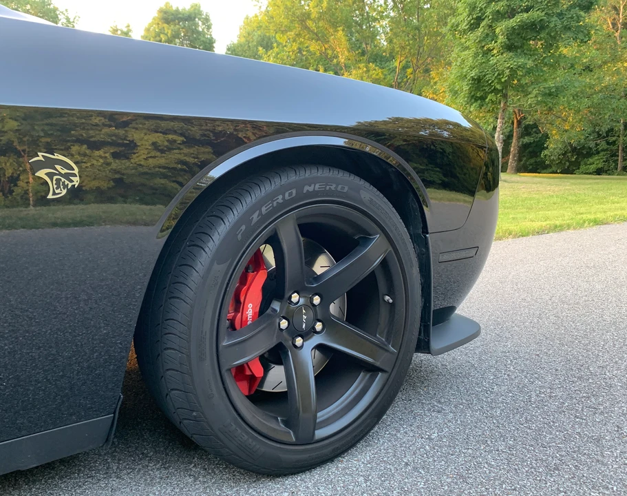 2017 Dodge Challenger SRT Hellcat 3rd Gen - Image 8 of 9