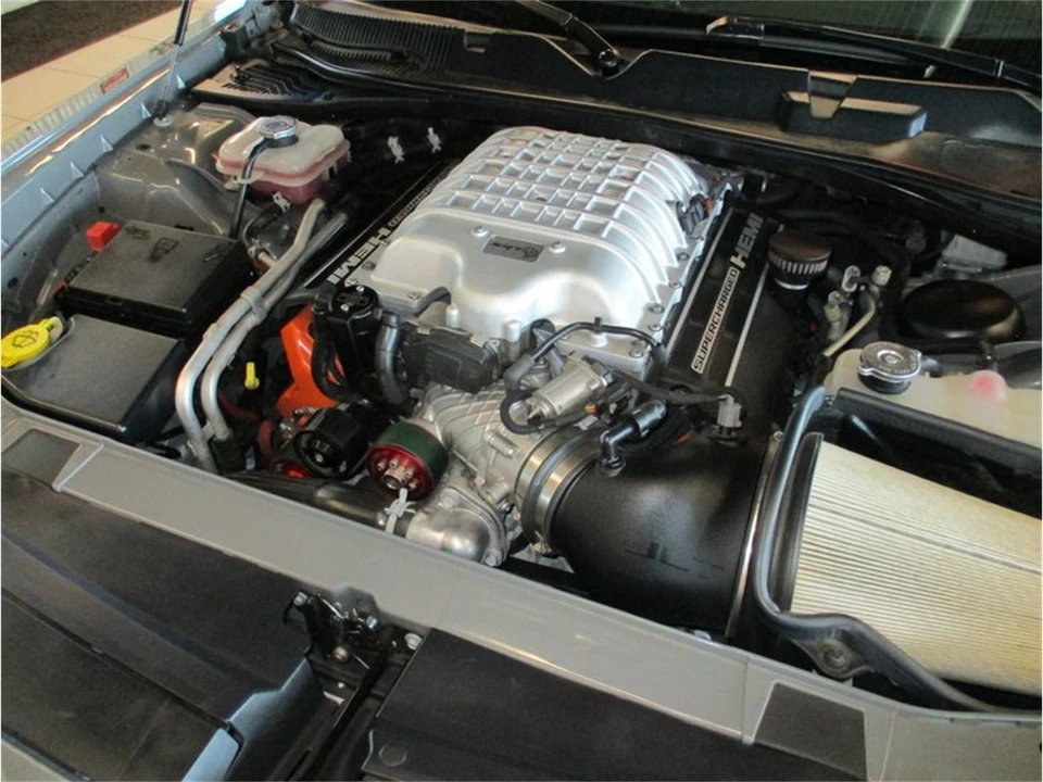 2017 Dodge Challenger SRT Hellcat 3rd Gen - Image 6 of 31