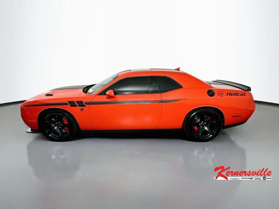 2017 Dodge Challenger SRT Hellcat 3rd Gen - Image 4 of 24