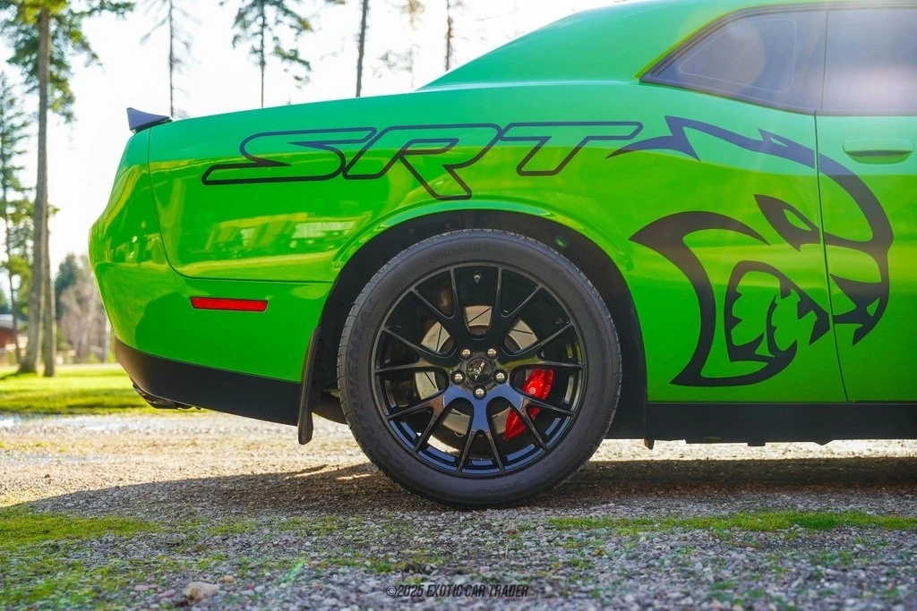 2017 Dodge Challenger SRT Hellcat 3rd Gen - Image 10 of 12