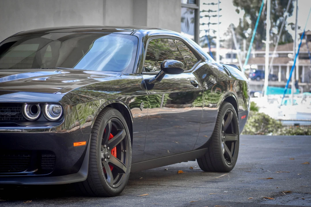 2017 Dodge Challenger SRT Hellcat 3rd Gen - Image 24 of 31